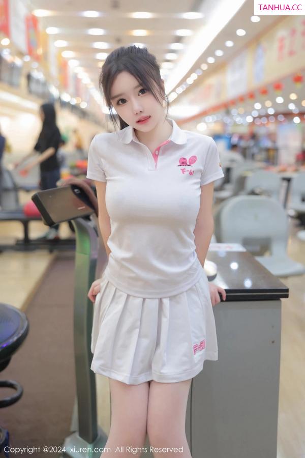   [XiuRen]高清写真图 2024.02.20 No.8118 小薯条nienie 丝袜美腿第56张图片